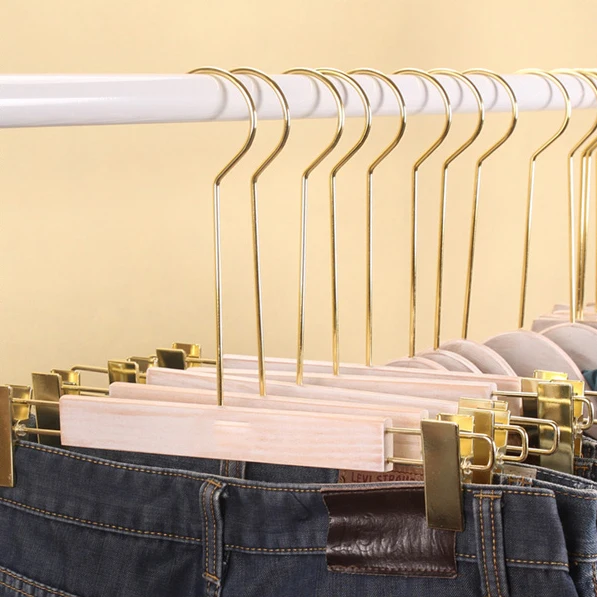 New Elegant Golden Hook Boutique Solid Wood White Clothing Hangers For