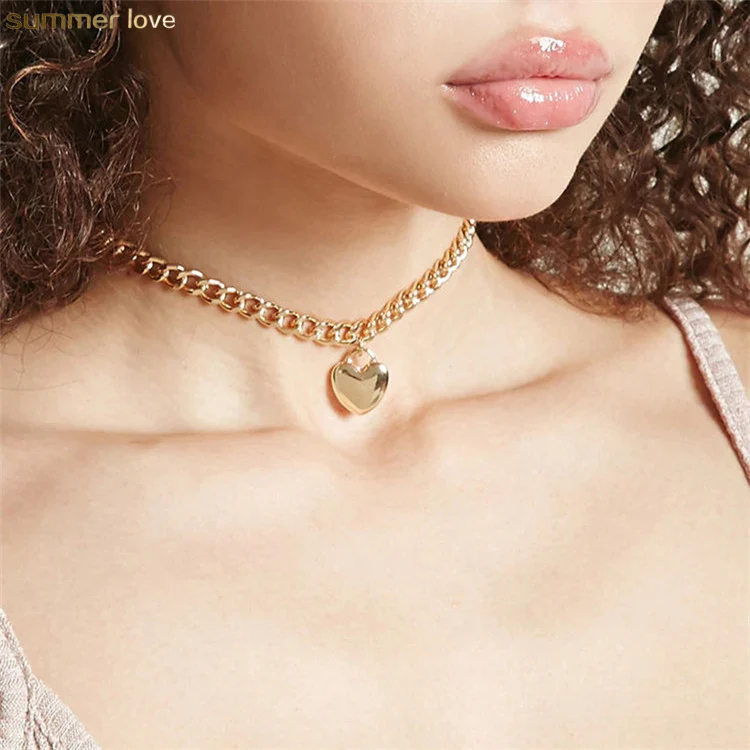 

Simple Fashion Trendy Design Women Jewelry Cute Gold Plated Heart Charm Choker Pendant Necklace Accessories Party Gifts, Silver/gold
