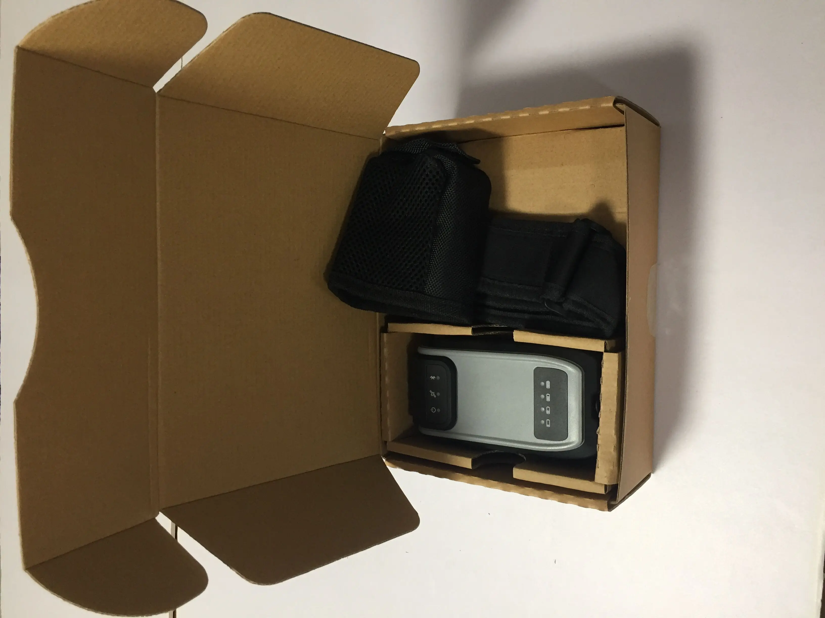 Wearable High Accuracy Gnss Receiver Uwgt1 Buy High Accuracy Gps