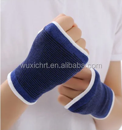 Boxing gloves (3).png
