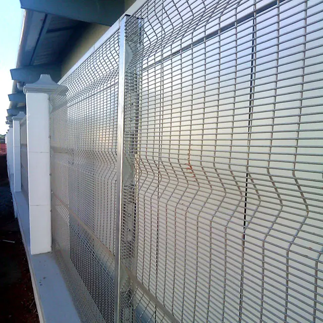
Low Carbon Steel Welded Wire Mesh 3 Wave folds 358 / 3510 Security mesh fence 