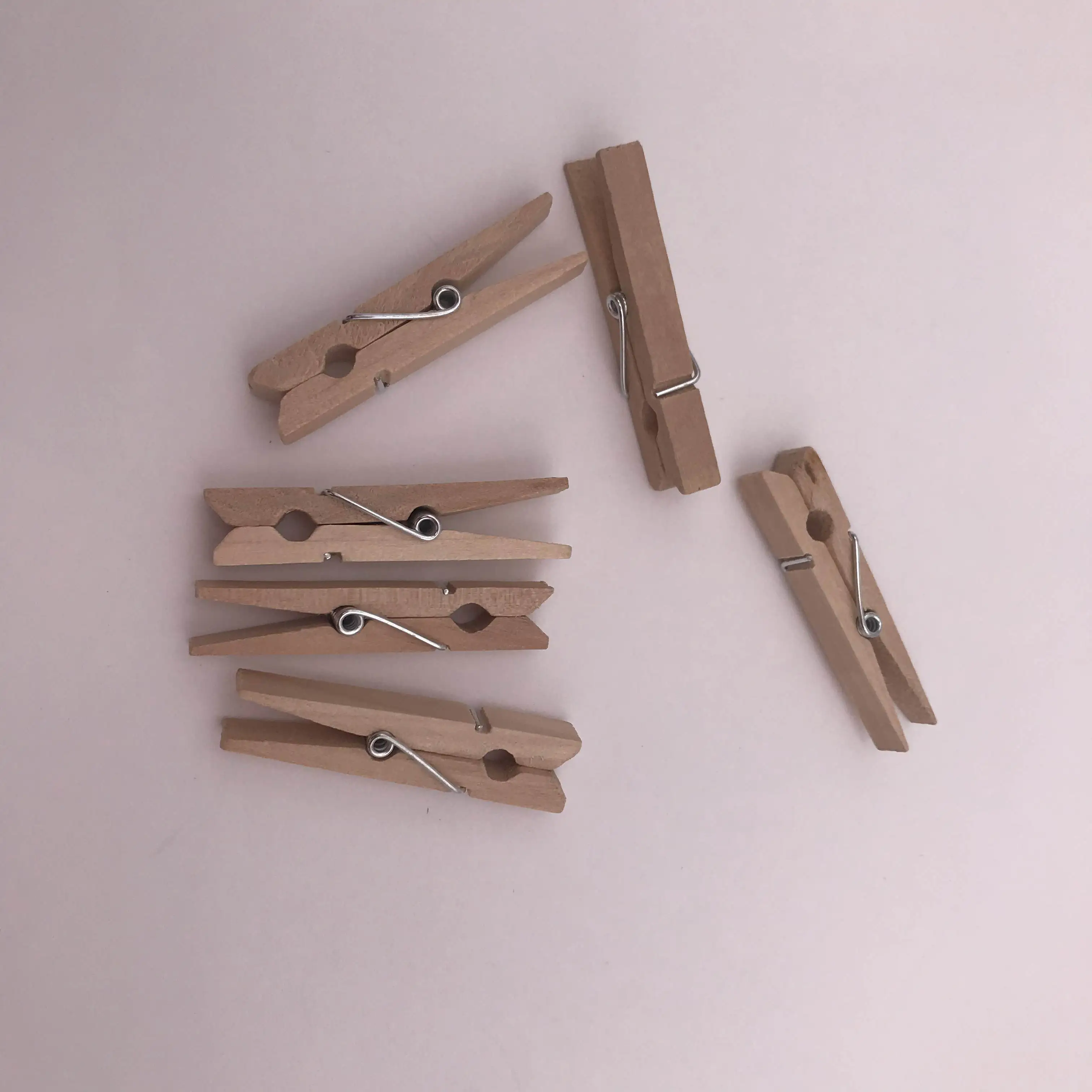 
Chinese Useful hanging clips wooden clothes pegs 