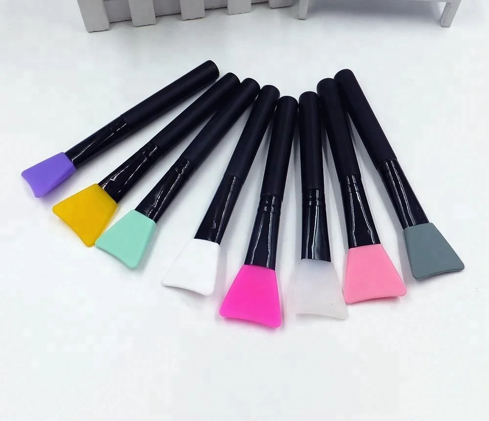 

Black Wood Handle Mask Silicone Brush Gel Mask Brush