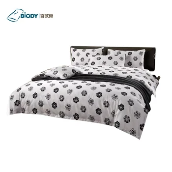 100 Polyester Dubai King Size Luxury Bed Linen Beaded Comforter