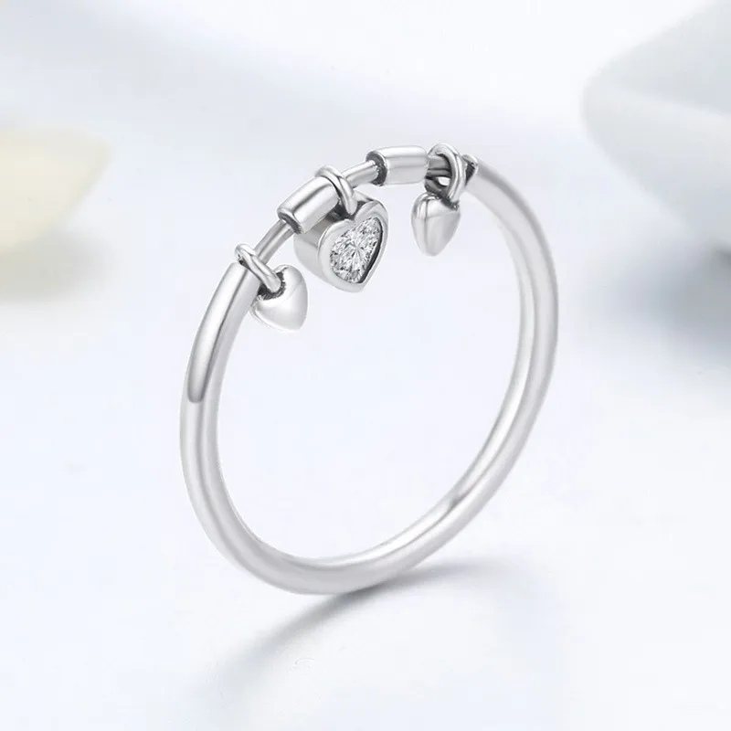 

925 Sterling Silver Glittering Heart Clear CZ Anel Female Ring