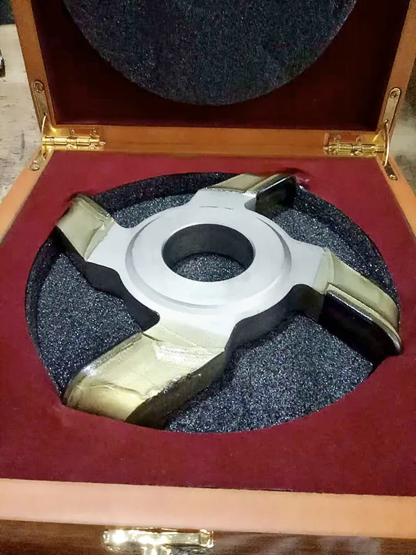 Wood machine tool parts pcd woodworking cnc concrete diamond cutter head