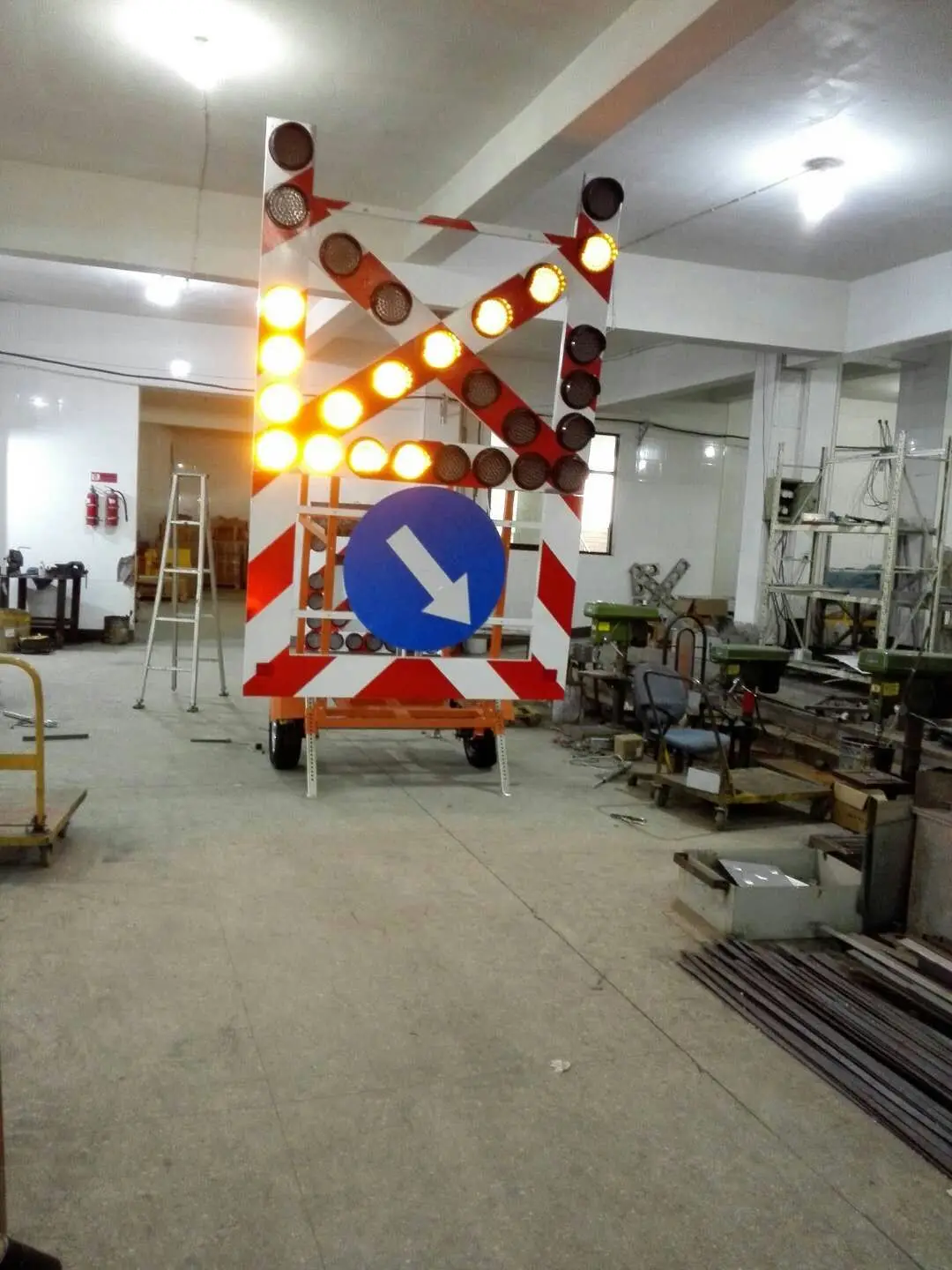 Led Solar Traffic Arrow Sign Trailer Safety Signs Buy Traffic Sign led-solar-traffic-arrow-sign-trailer-safety-signs-buy-traffic-sign