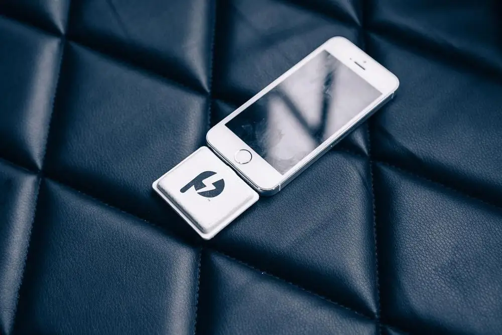 リサイクルカスタム使い捨てパワーバンク生分解性使い捨て携帯電話充電器 Buy 電話充電器 使い捨て電話充電器 使い捨て電源銀行 Product On Alibaba Com