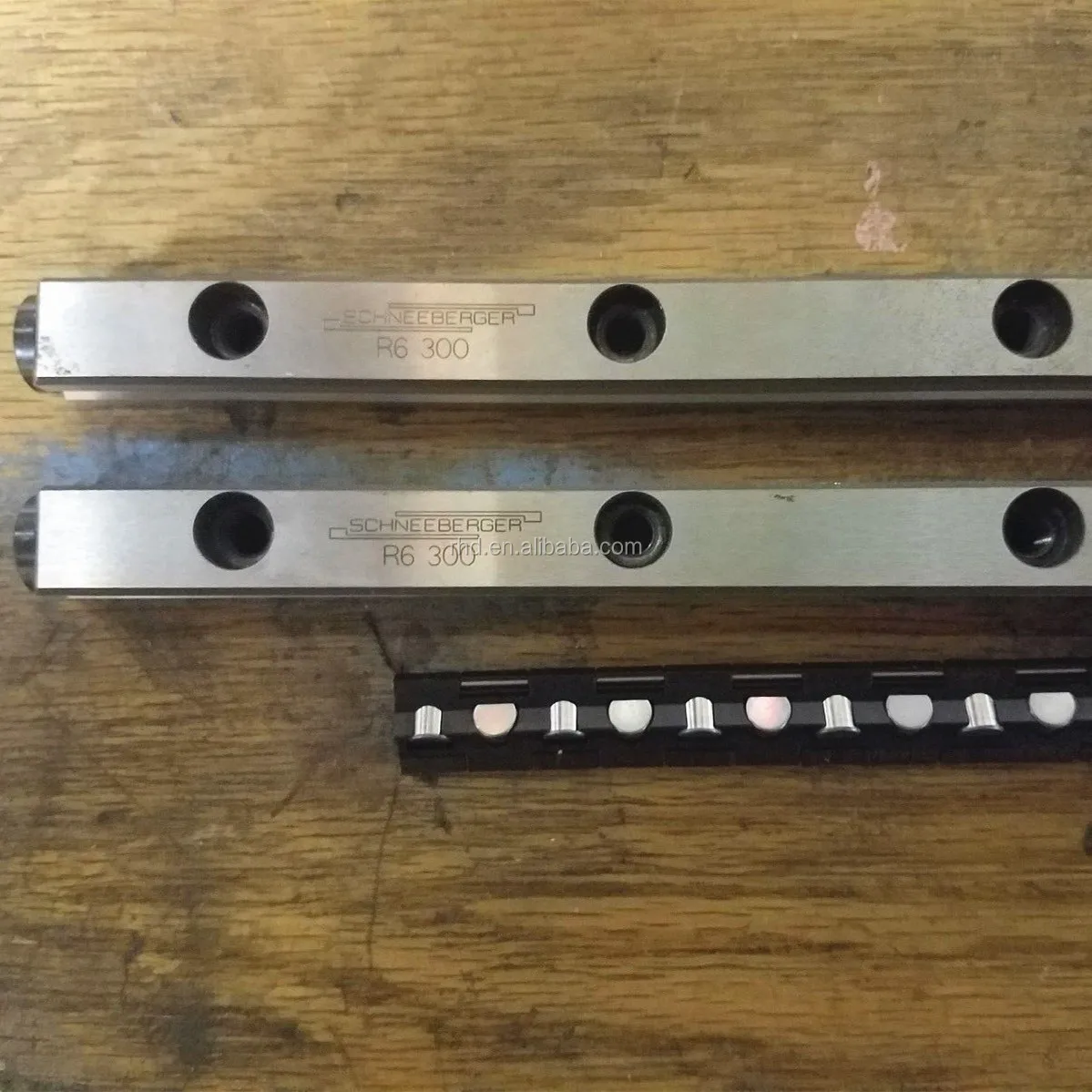 Schneeberger Bearing R6 100 R 6 100 Cross Roller Linear Guideway Buy