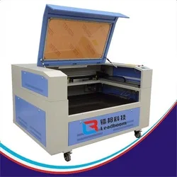 2017 best sale metal screen stripping machine