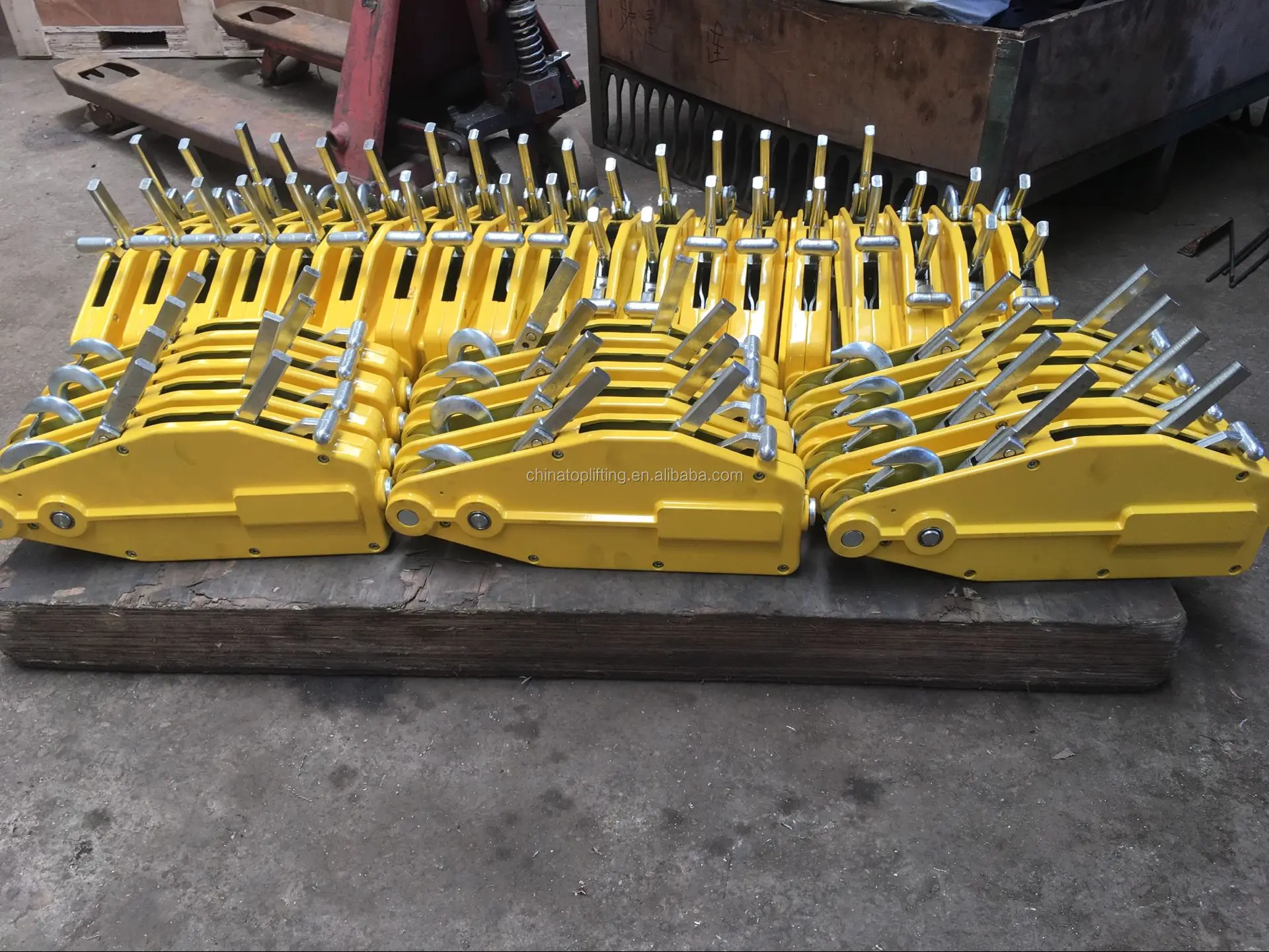 aluminum pulling hoist (2).jpg