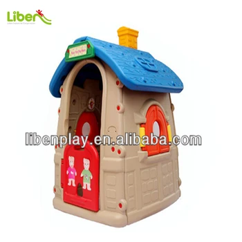 plastic indoor playhouse
