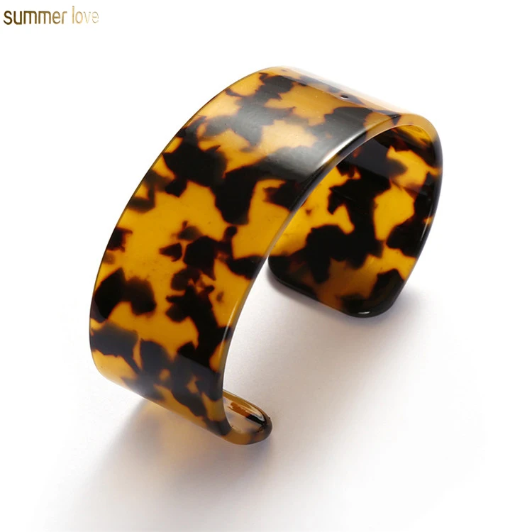 

2019 Hot Selling European Coffee Acetate Acrylic Sheet Leopard Print Cuff Bangle Bracelet Jewelry for Men Women Summer Holidays