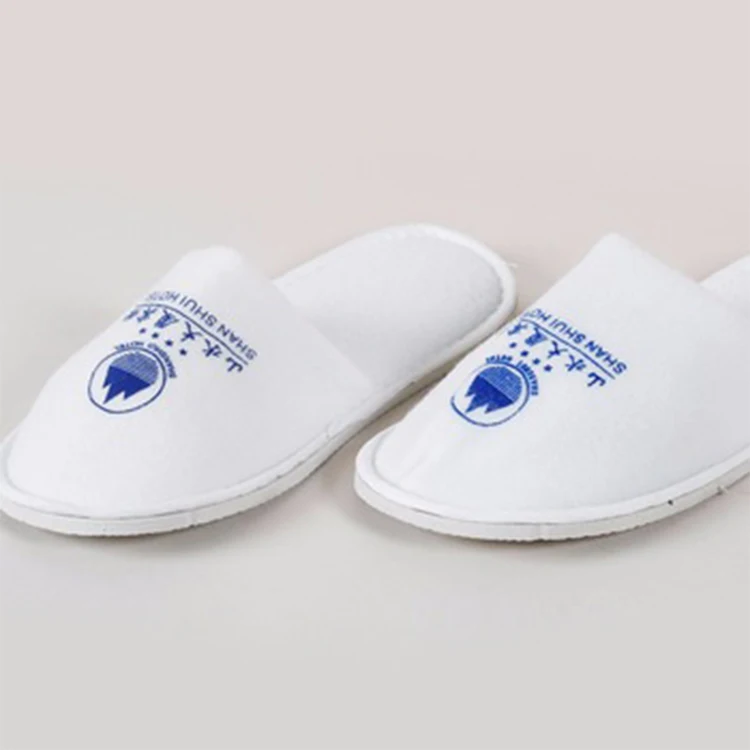 guangdong ELIYA personalized hotel women's slippers with logo hotel slipper supplier