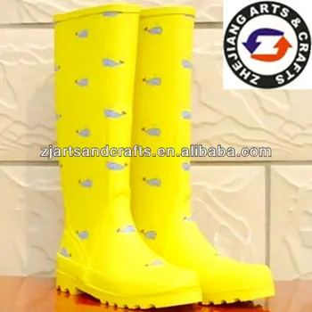 whale rain boots