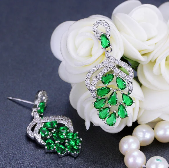 

Exquisite Wedding Party Wholesale In Stock Luxury Rhodium Plated Brass Material Lady Fancy Fruit Design Cubic Zircon Earring