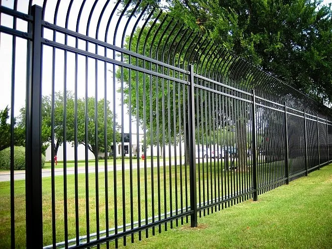 Low Metal Fencing / Route Iron Fence / Driveway Fence