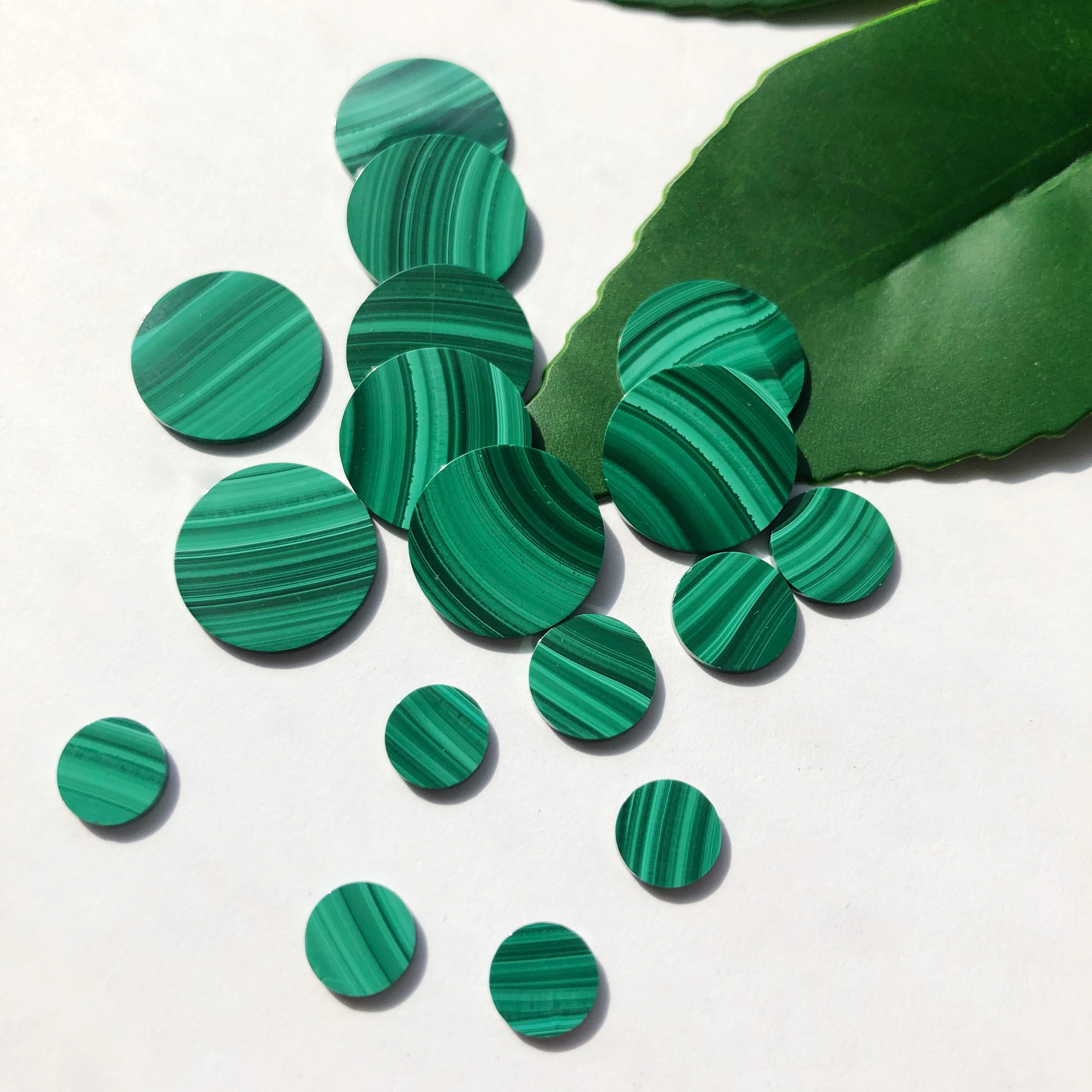 

Personal tailor good quality Fancy shape be used on jewelry or Artware Nature Green Malachite