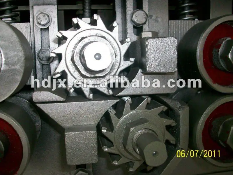 wood wool molding machine blade.jpg