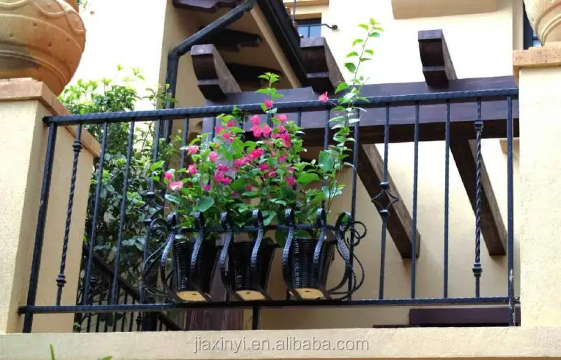 Fancy Wrought Iron Balcony Railing Designs for Mexican Homes