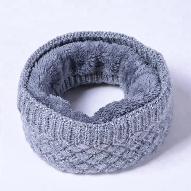 

Wholesale Wool Knitted Scarf