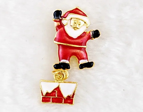 Vintage Santa  Enamel Lapel Pin, Southern Santa Claus Pin a 