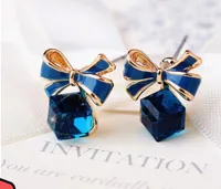 

2019 Yiwu factory direct sales bowknot cube cube magic cube crystal anti-allergy Earrings for women