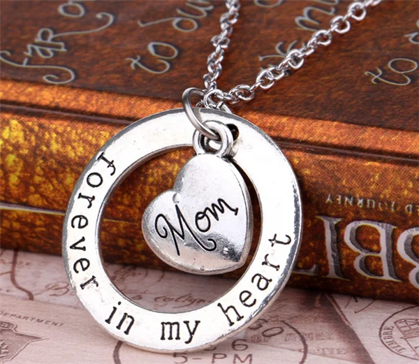 

Forever In My Heart Family Member's Heart Pendant Necklace Fashion Jewelry Mother's Day Gifts