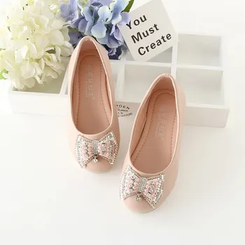 trendy flat shoes for ladies