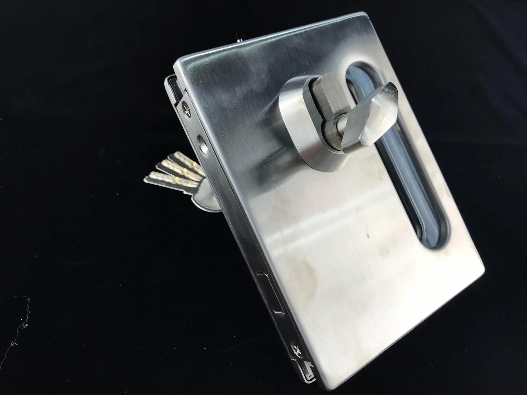 新2017 设计 sus304 耐用键滑动玻璃门锁 ju-w515