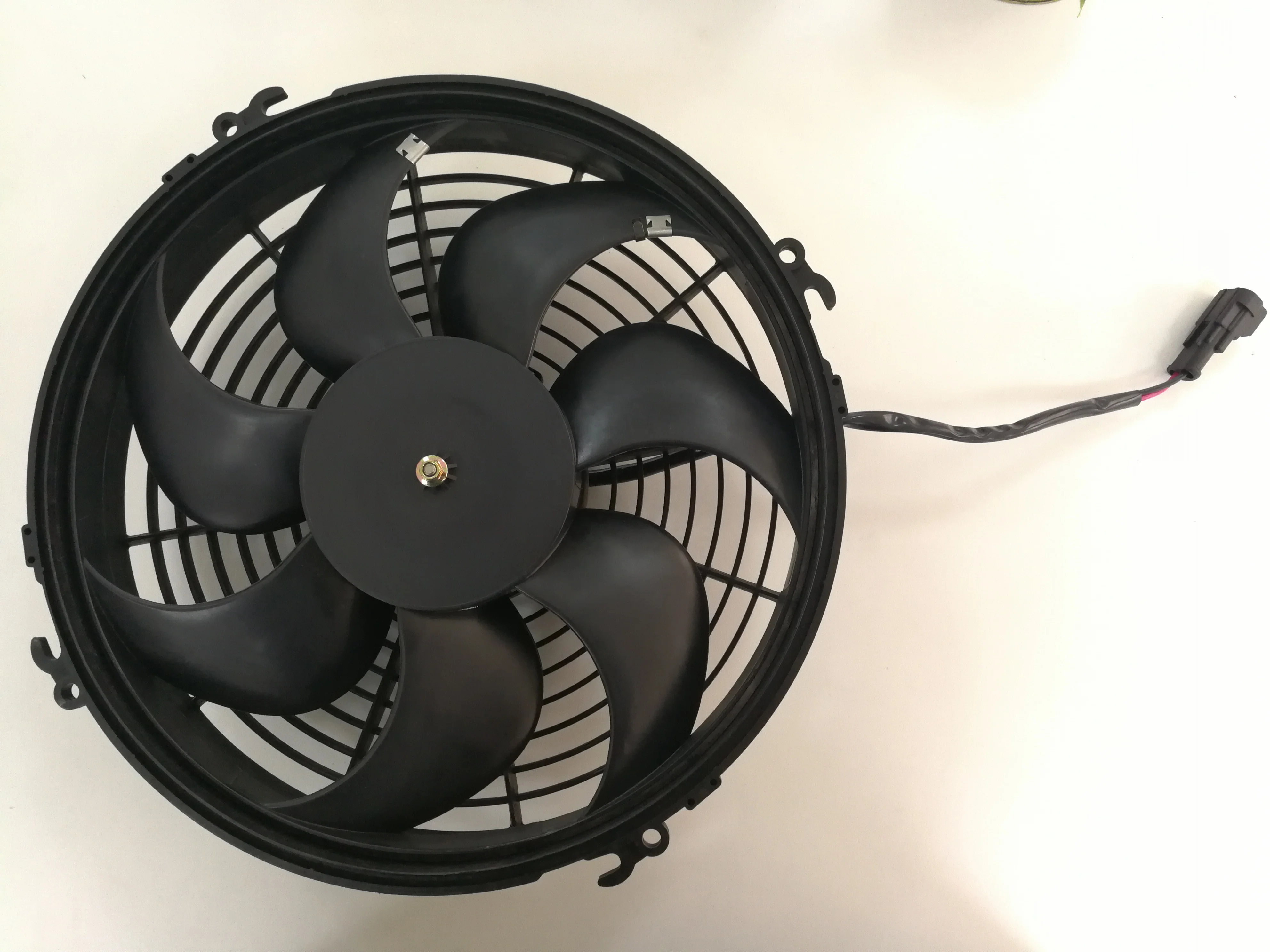 
Pingyang Linrui-LNF-261C 12V Air Cooled Bus Condenser Fan/cooling fan 