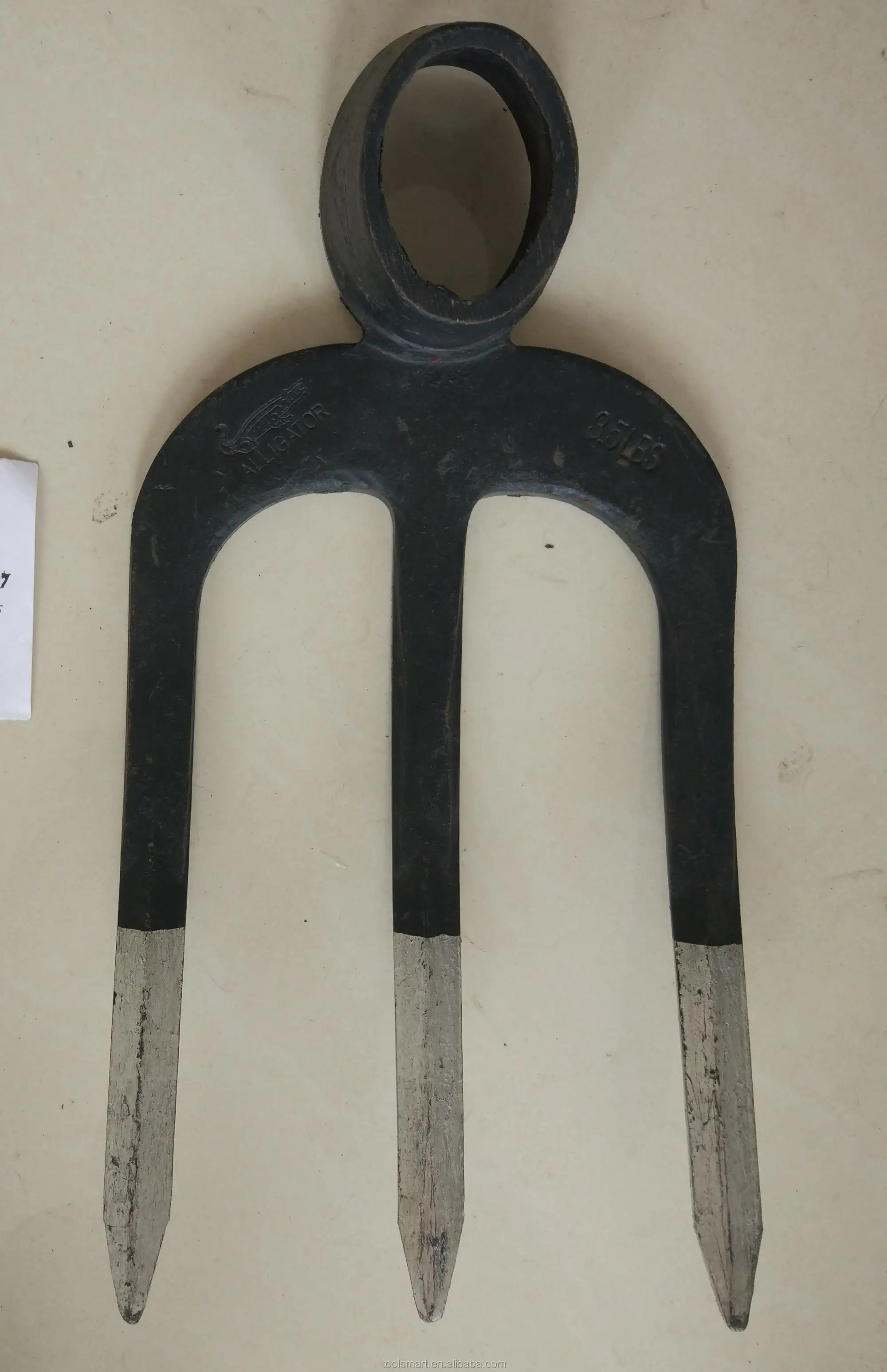 Agricultural Tools Forged Steel Fork Hoe F105-3t - Buy Agricultural ...