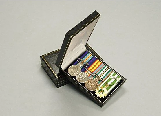 
Custom make medal metal with gold finishing 