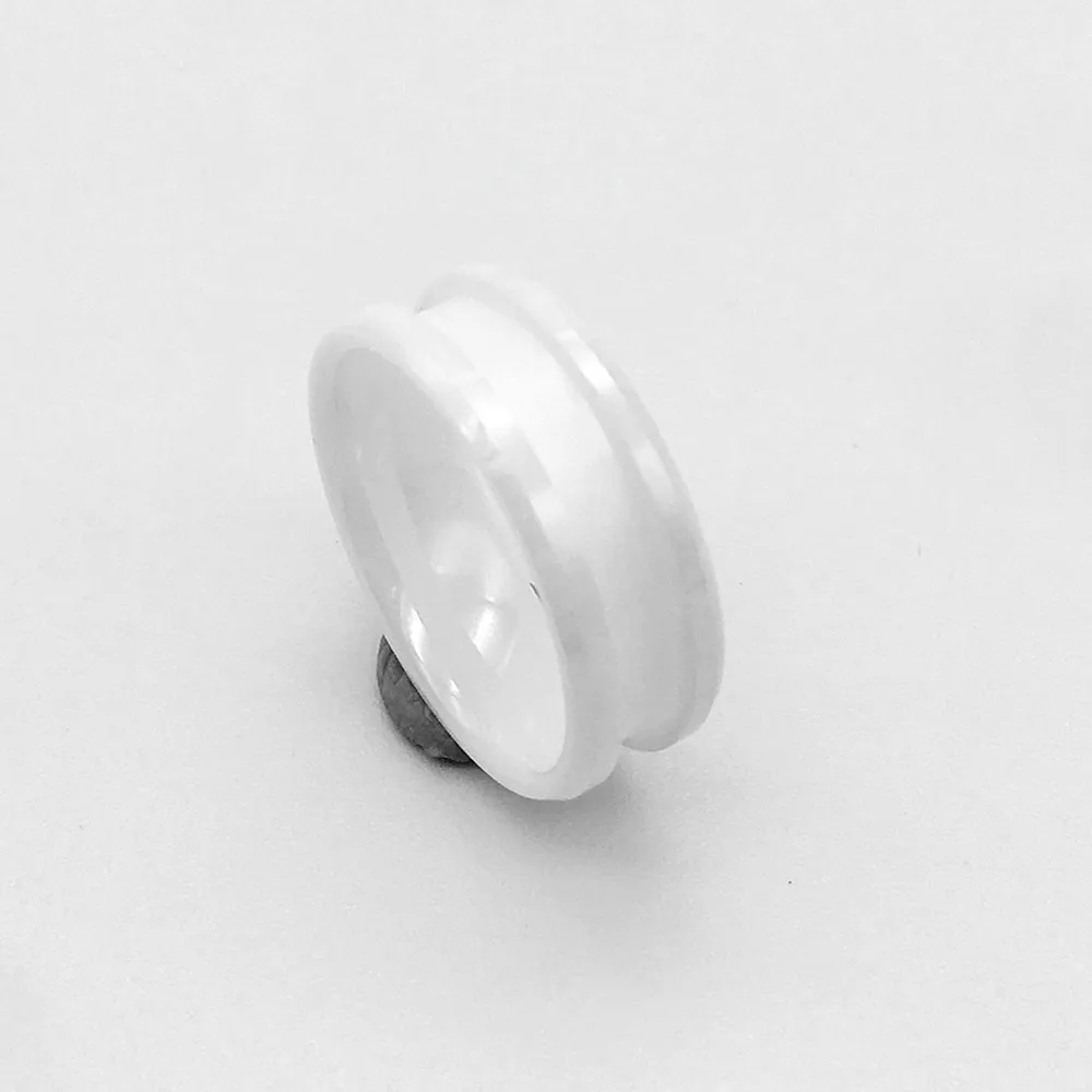 

Hot sell factory new design white black blank ceramic inlay core diy ring