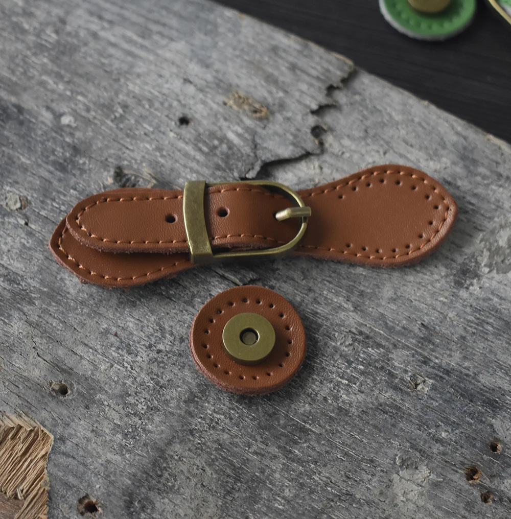 leather bag buckle