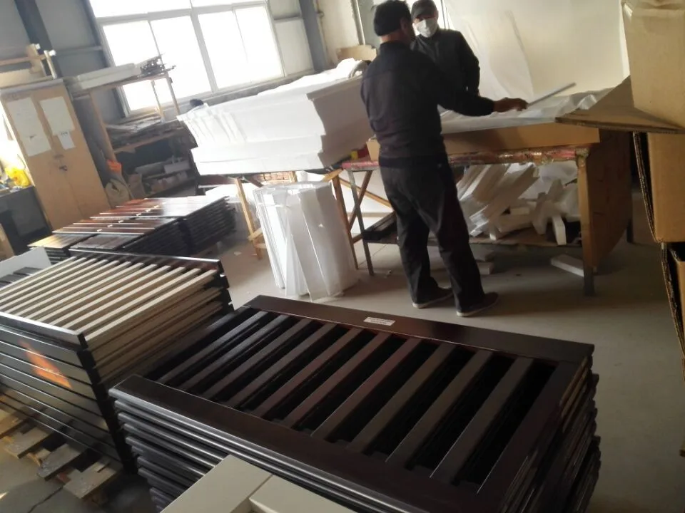 
Cheap New Zealand nursery cradle baby bed 