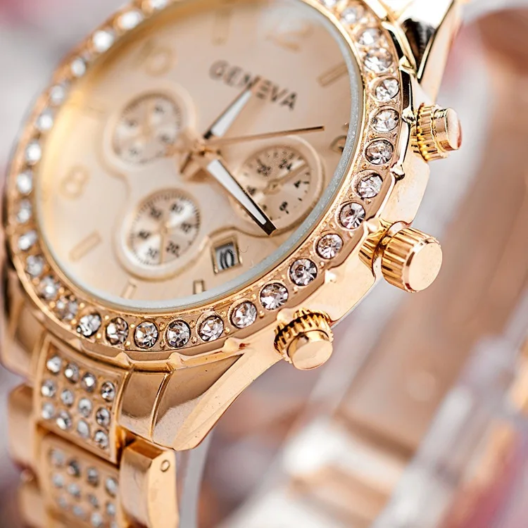 Часы из розового золота женские