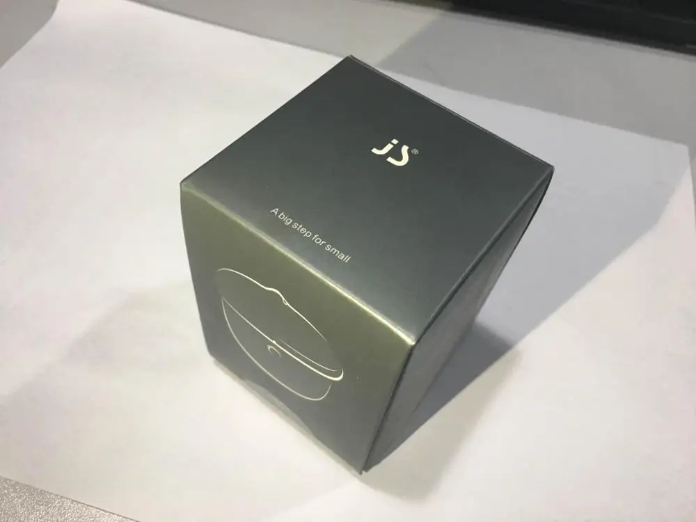 wood bluetooth speaker (1).jpg