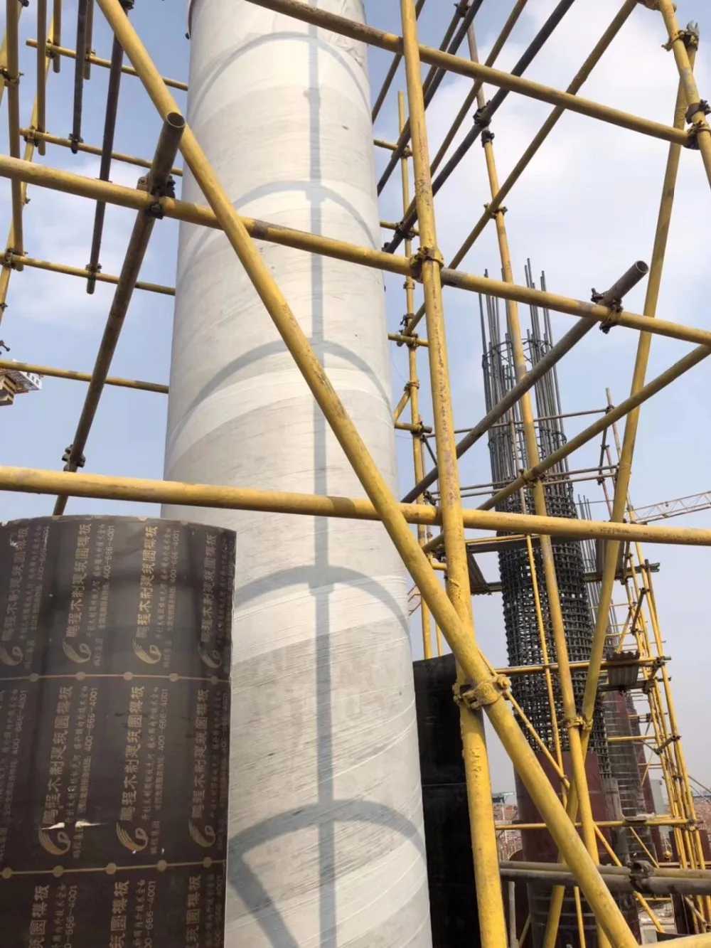 中国临linyi 制造的圆弯混凝土柱墙体