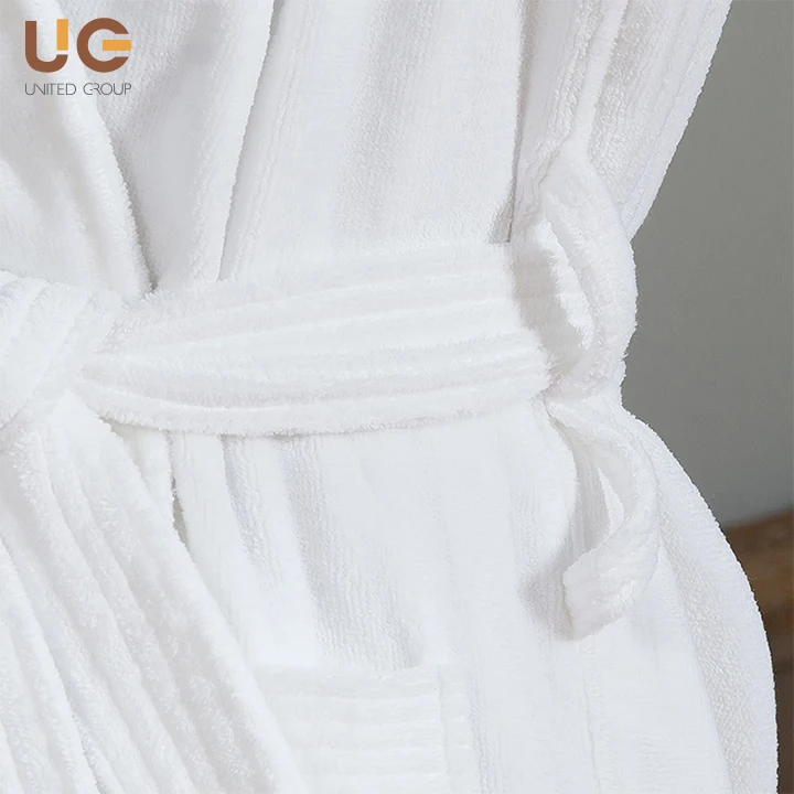 BATHROBE02-3