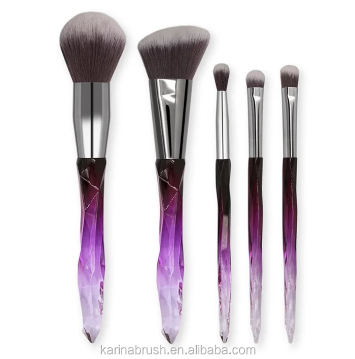 makeup brush 02.png