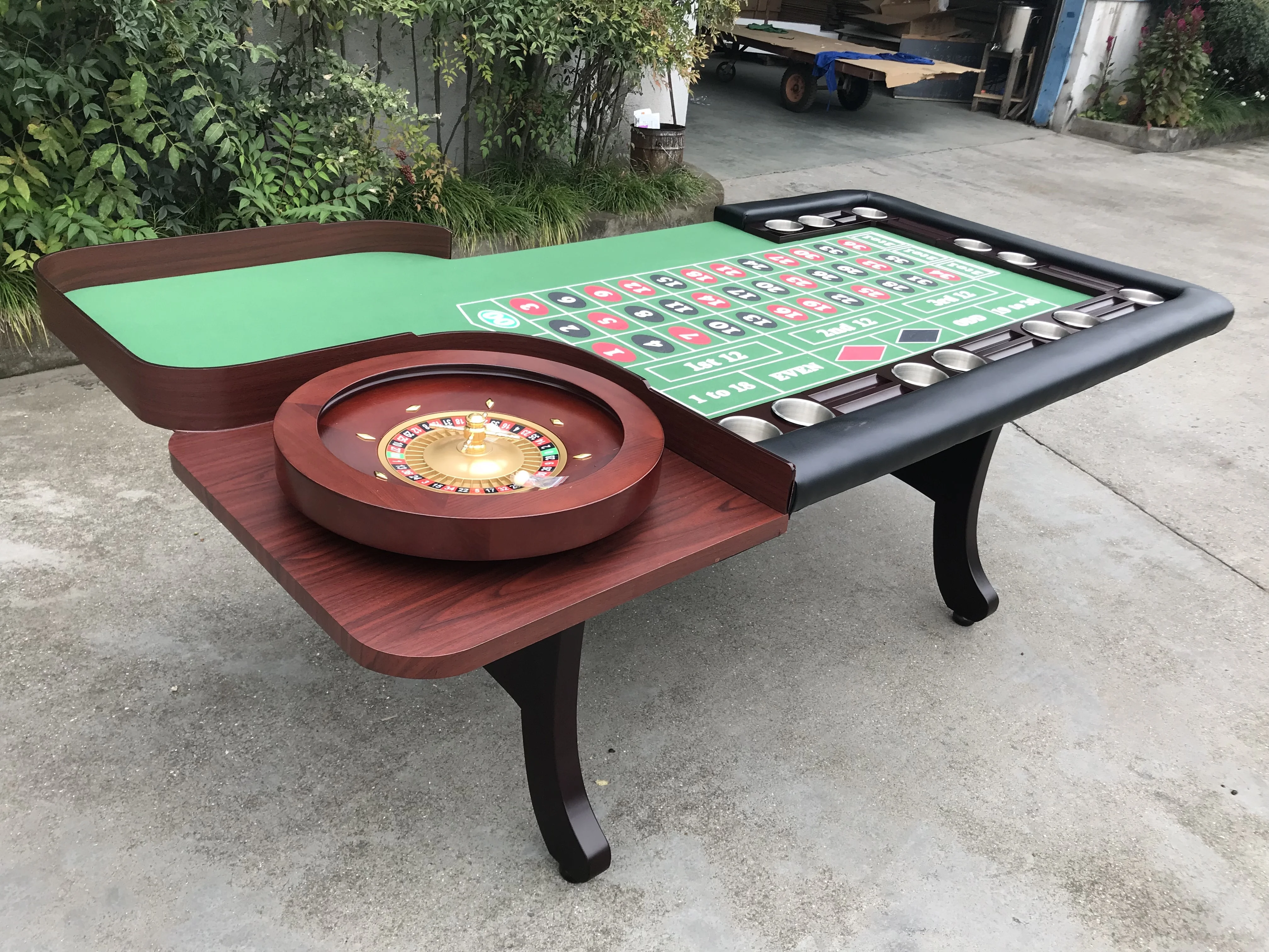 
96inch roulette table with 18inch wheel 