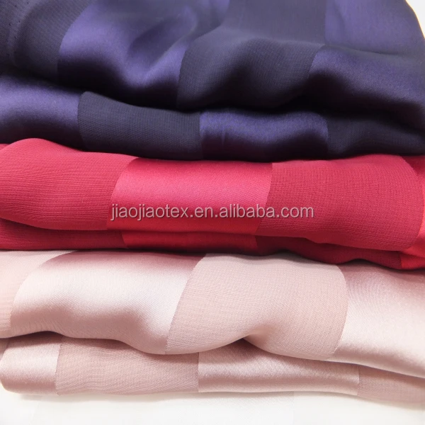 
Customized Promotion New Fashion Wholesale Stripe Printed Chiffon Fabric 
