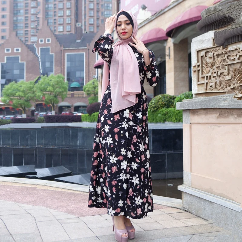 

2019 latest design excellent quality crepe fashion muslim dress, White,black