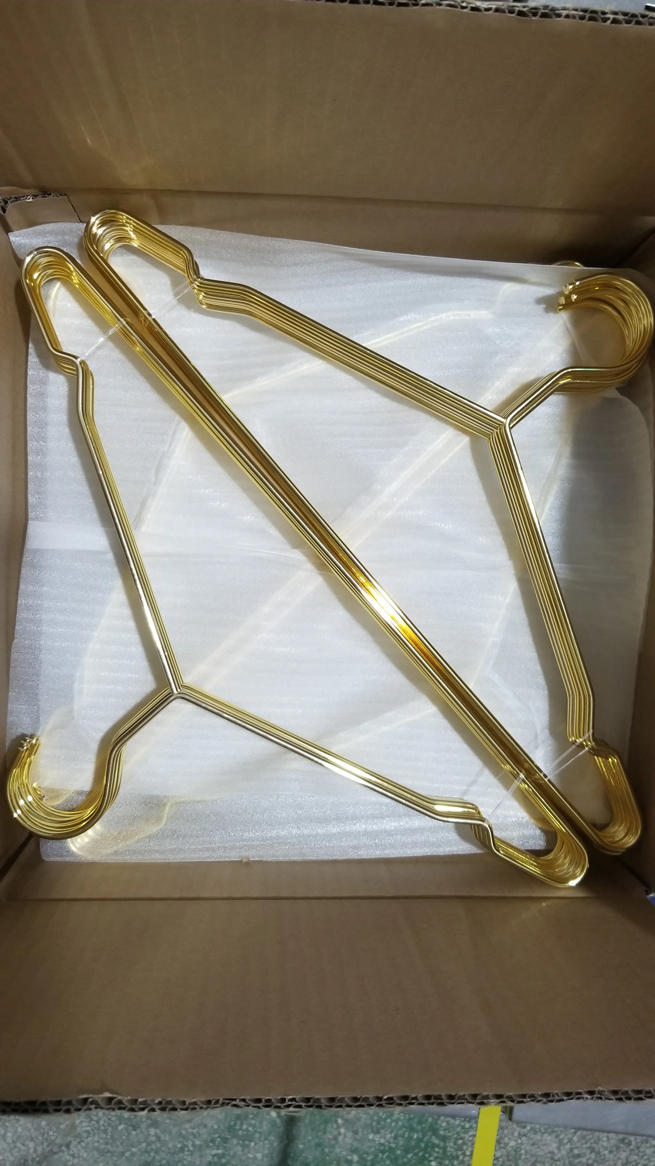 
MF021 G custom high quality gold metal coat hangers for clothes 