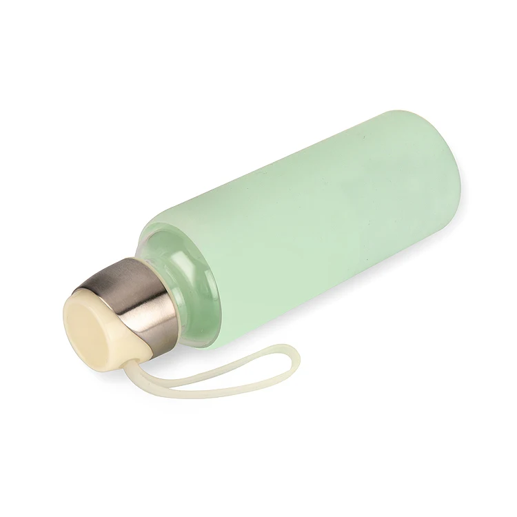 ODM OEM Amazon hot sale custom logo BPA free leakproof glass water bottle with silicone sleeve