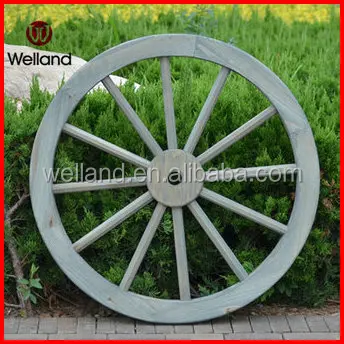 Ruedas de madera antiguas para el carro del jardín y los carros Estilo