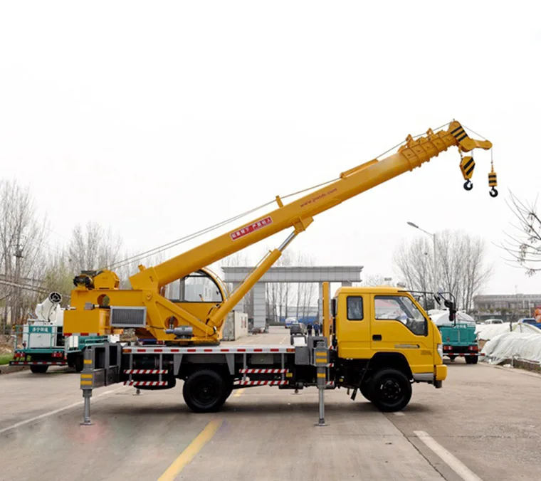 Hydraulic mobile truck crane