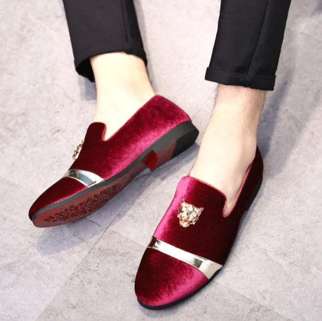 

WHA12 plus size slip on dress shoes for men