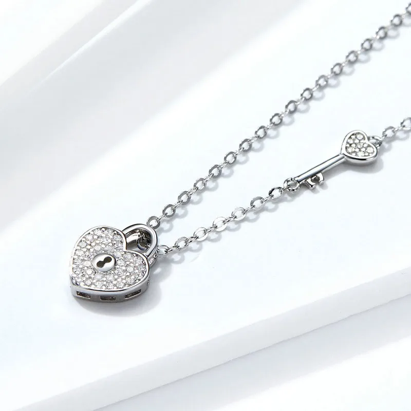 

SCN315 Jiangyuan wholesale 925 Sterling Silver Clear Cz Heart Lock And Key Link Chain Fashion Necklace Women